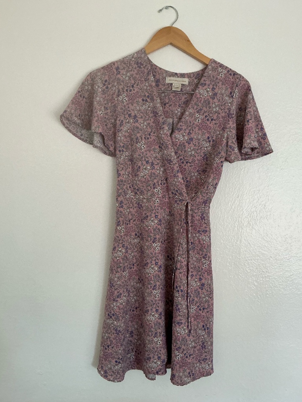 Monteau LA Fun Floral Wrap Dress Mauve Pink Small